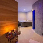 1 Apartment