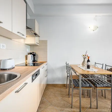 1 * Drenje (Istria)