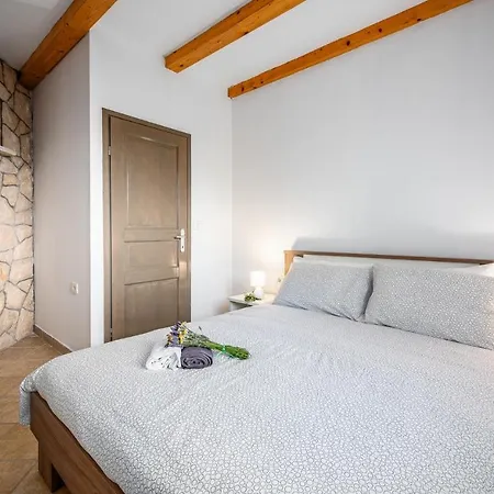 1 * Drenje (Istria)