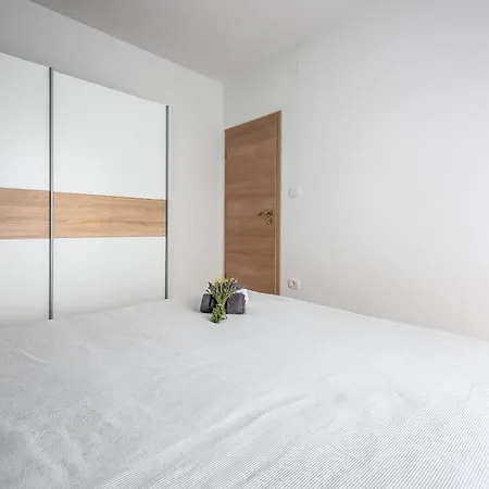 Apartmán 1 *